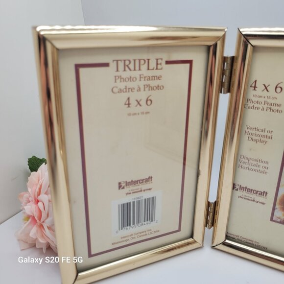 VTG Tri-Fold 3 Picture Frame Ornate Gold Tone Hinged Metal Triple 4 X 6 Photos - Picture 2 of 7